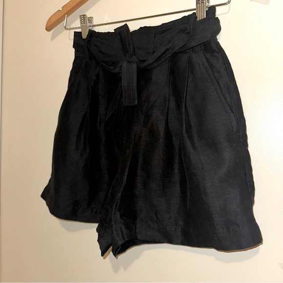 Aritzia Wilfred Kafka Short Black NWOT (00) - Picture 5 of 9